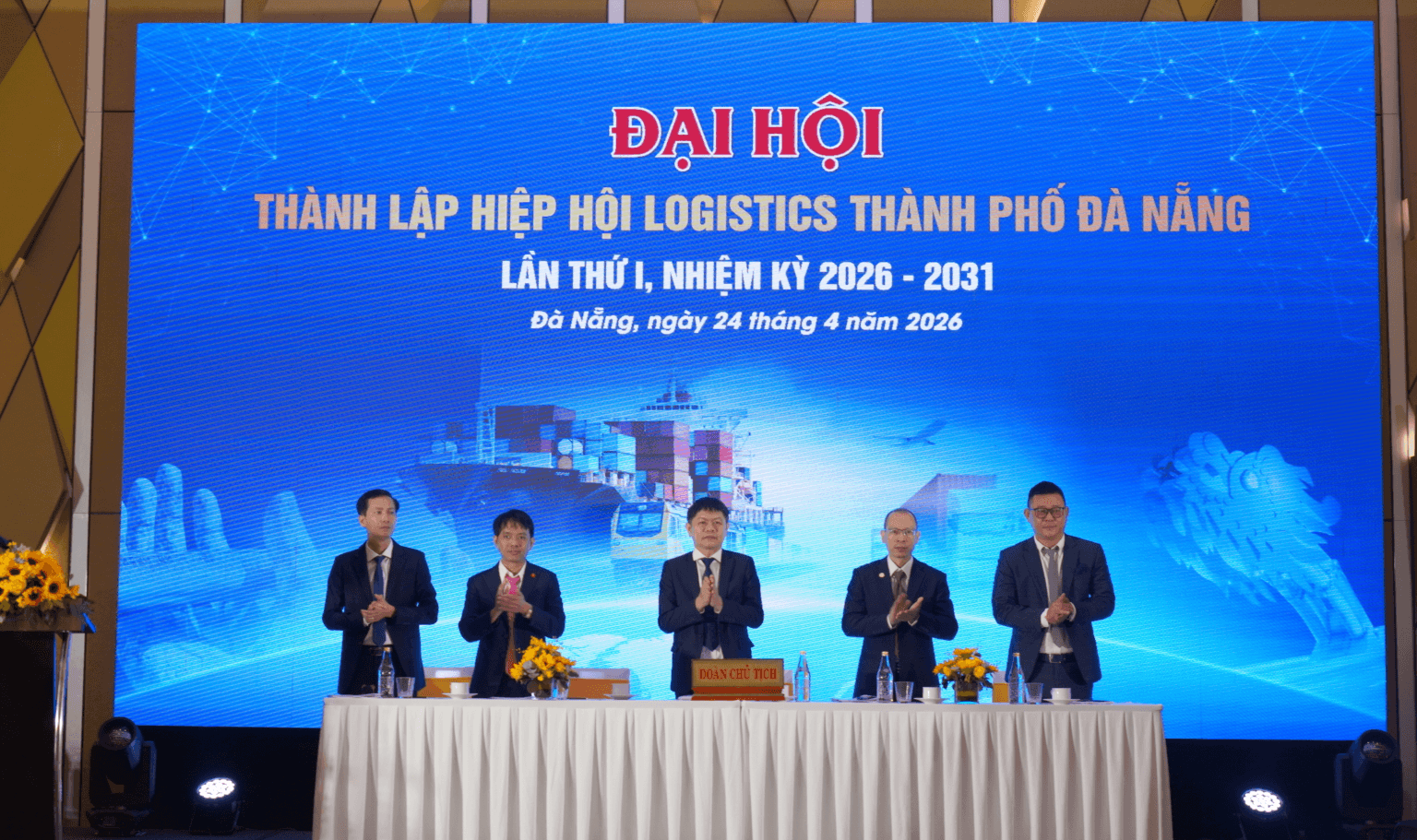 Đại học FPT đồng hành cùng Hiệp hội Logistics Đà Nẵng thúc đẩy đào tạo nhân lực và chuyển đổi số ngành logistics