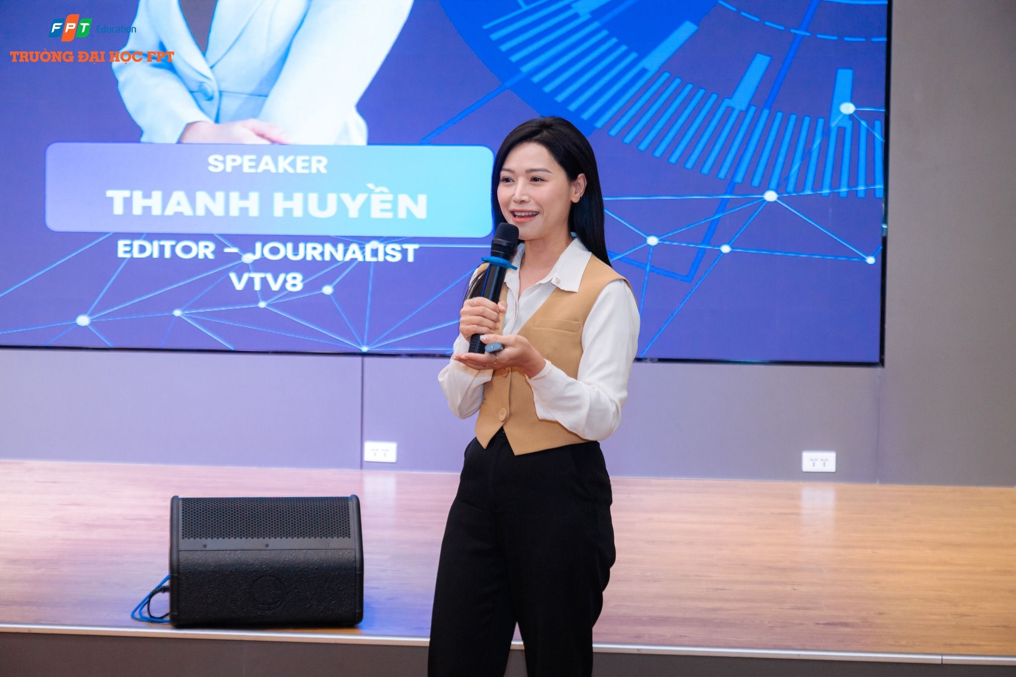 AI x BRAND POWER: Sinh viên FPT “chạm” sức mạnh AI, xây dựng thương hiệu thời 4.0