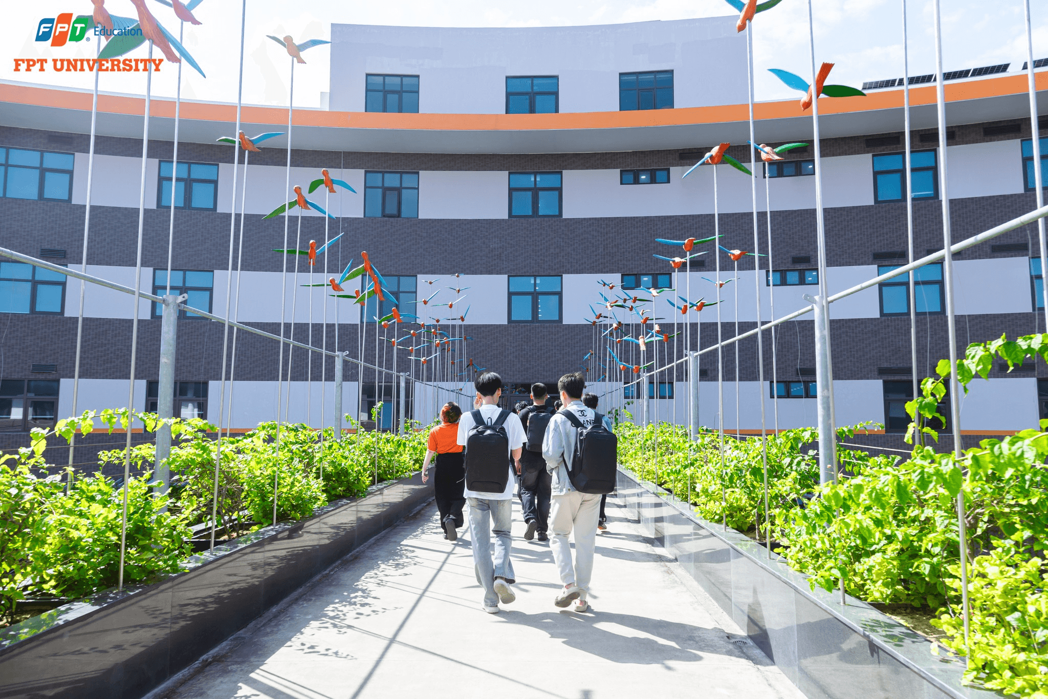 Field trip tại FPT Complex – Ngũ Hành Sơn: Sinh viên tiếp cận thực tiễn vận hành doanh nghiệp công nghệ