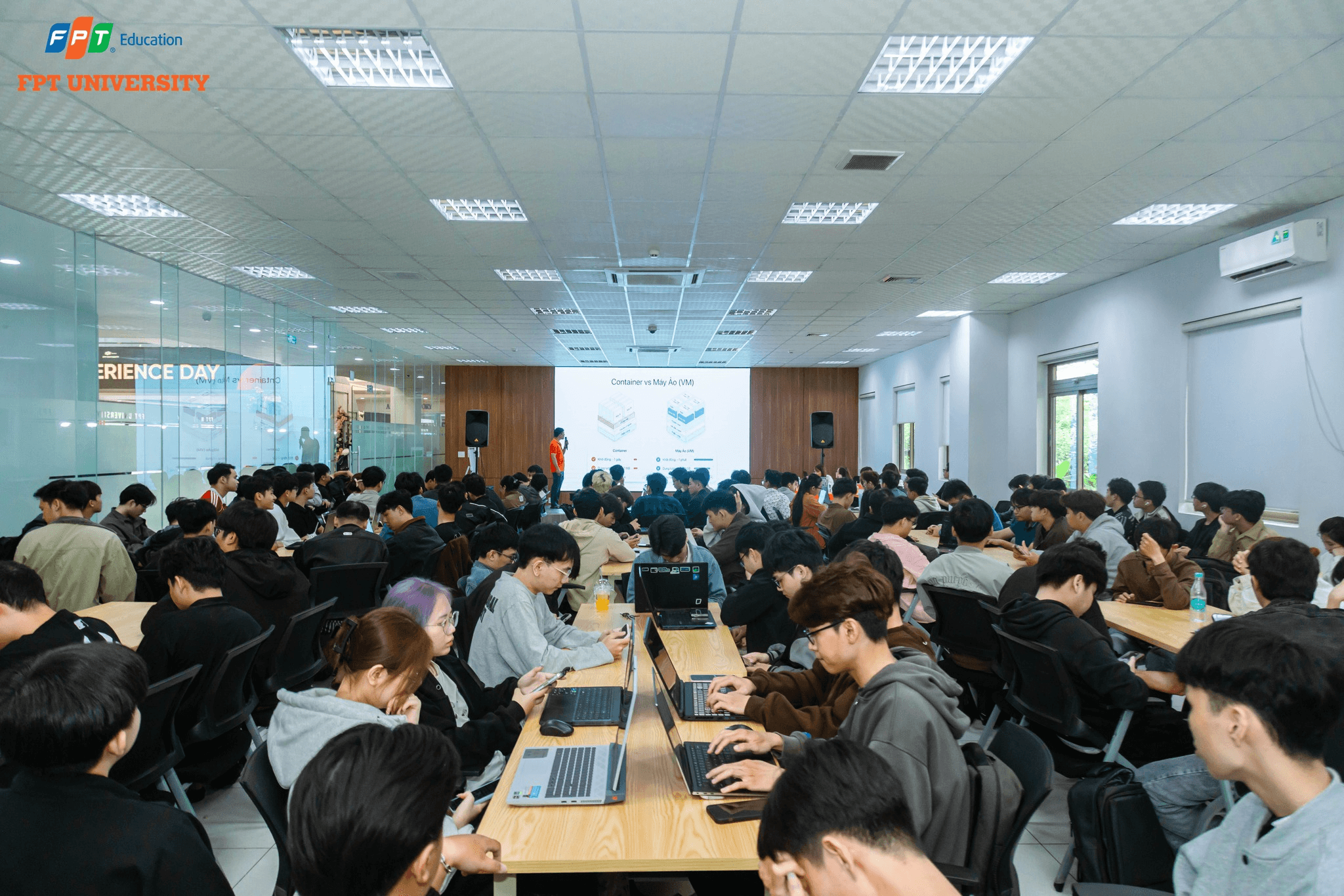 Workshop “From Code to Cloud”: Sinh viên tiếp cận quy trình triển khai phần mềm trong môi trường DevOps