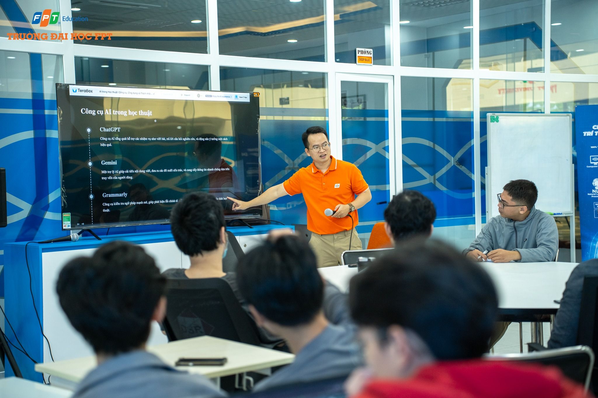 Workshop GenAI nâng cao cho sinh viên AI FPTU: Ứng dụng trong giảng dạy & học tập